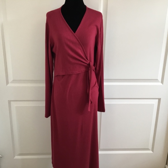 NWT Wnerdu Red Long Sleeve Wrap Midi Dress Size Large - Picture 3 of 5